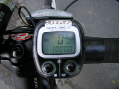 Odometer: 11000 miles.  April 4, 2005, 18:45 PDT.  Fair Oaks Ln @ Virginia Ln.  Atherton, CA